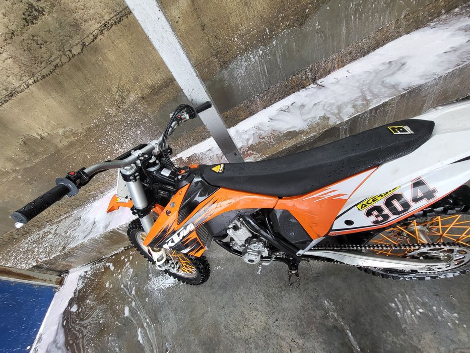 Vând ktm sxf350 2011 nu(honda,kawasaki,gas gas,husqvarna,husaberg)