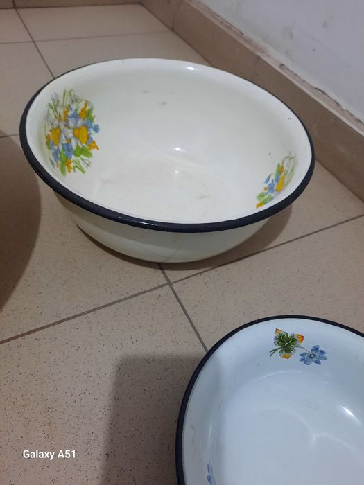 Тазы эмалированные