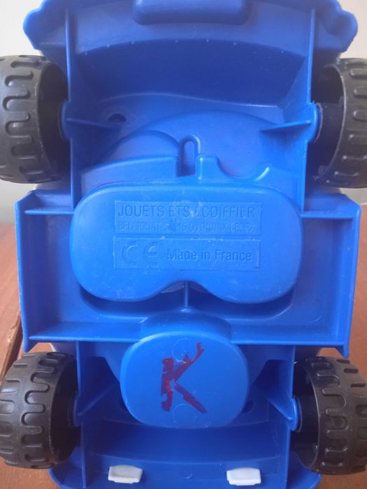 Полицейска кола made in France