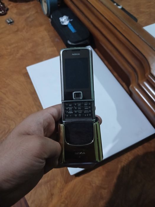 Nokia 8800E-1 bio