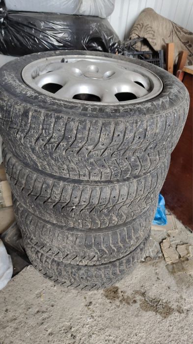 Продам шины 185/60R 15