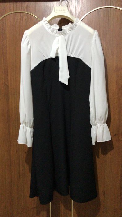 Продам стильный школьный сарафан