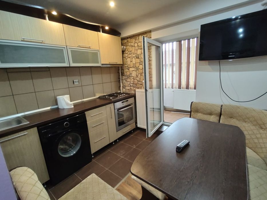 2 Camere de inchiriat