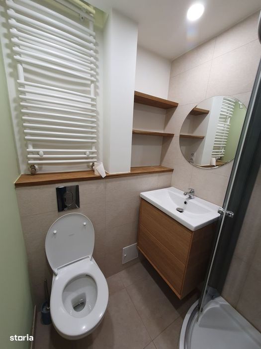 Garsonieră, 22mp, etaj intermediar