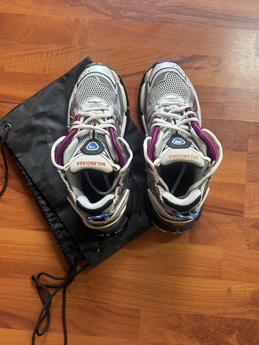 Balenciaga runners