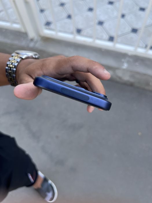 Iphone 17 pro max продам срочно