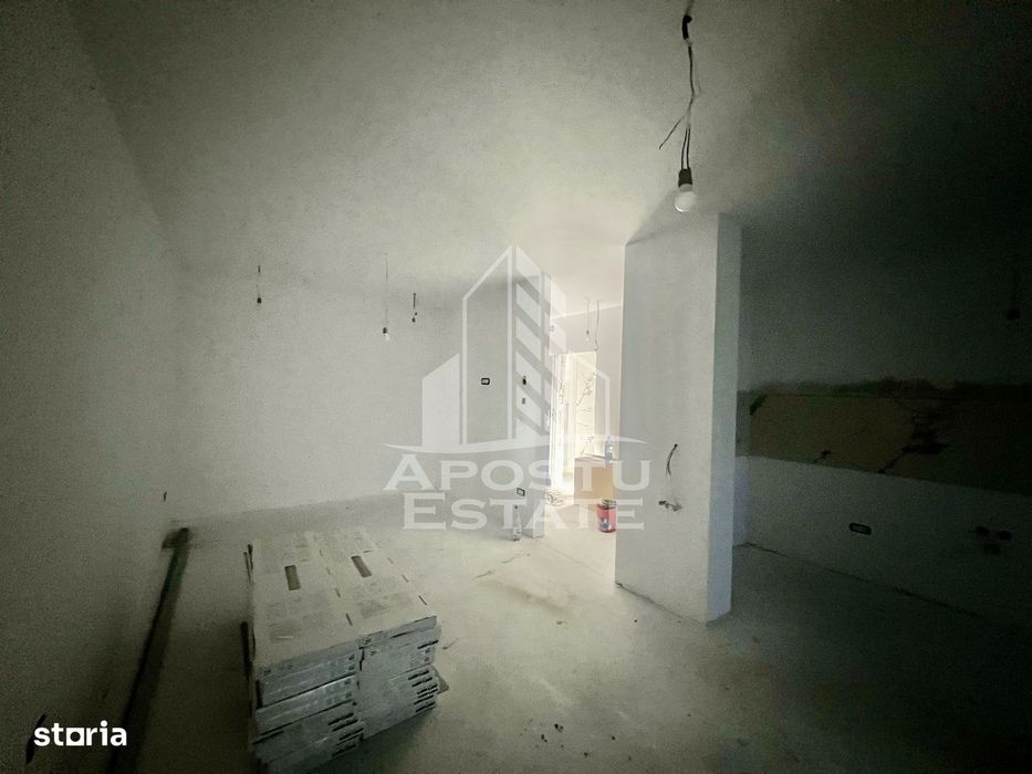DE VANZARE Apartament doua camere cu gradina 10 mp — fotografia 3