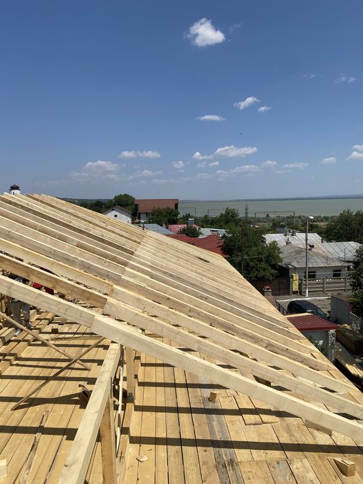 Constructii acoperisuri de cea mai buna calitate
