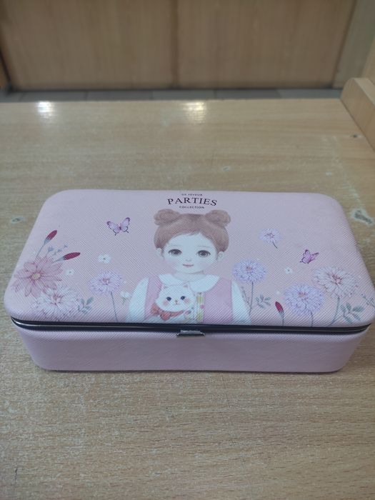 Продам сувениры статуэтки, шкатулки