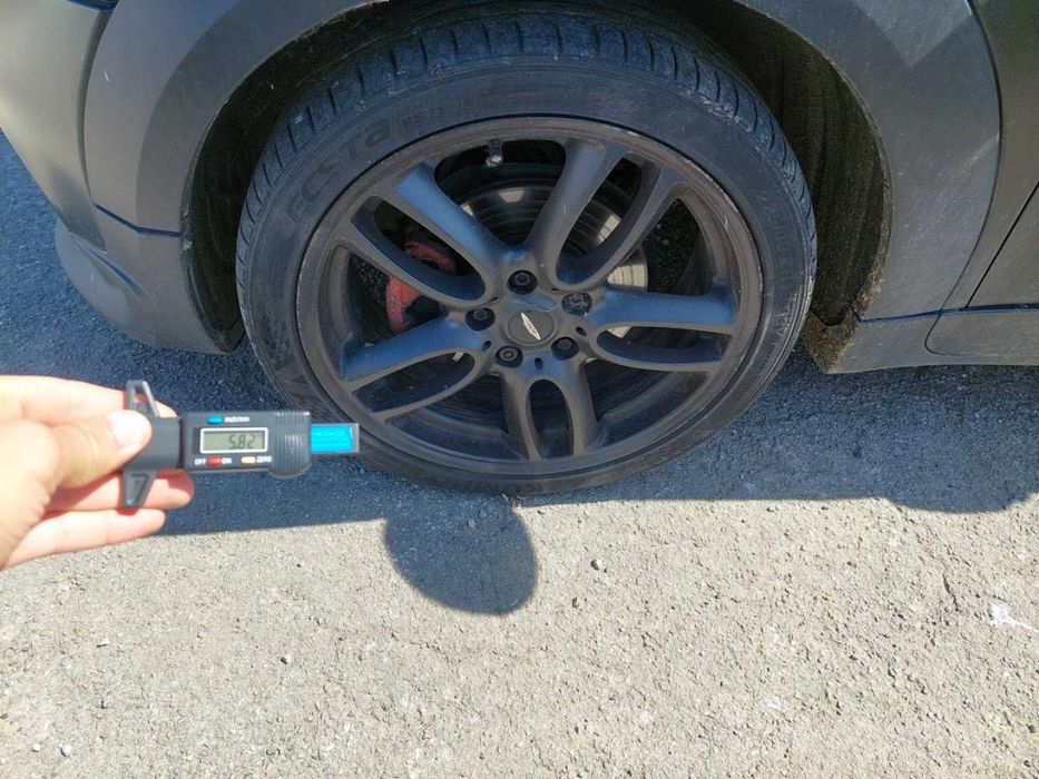 Гуми KUMHO 225/40/19 летни 4бр.