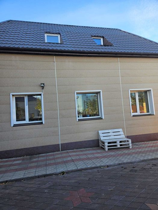 Продам отдельностоящий коттедж