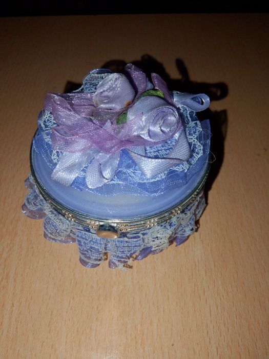 Shkatulka taqinchoq uchun