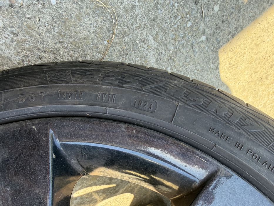 Jante BMW + anvelope vara 225/45R17 dot 10/23