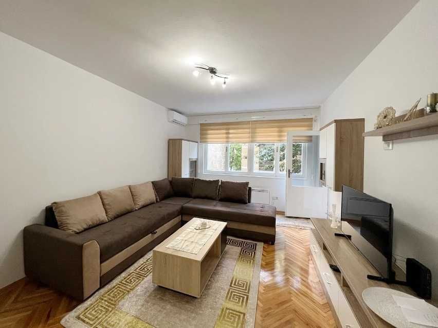 Дава се под наем Двустаен апартамент в София, Дървеница - 75 кв.м за 367.2 € - Снимка #1