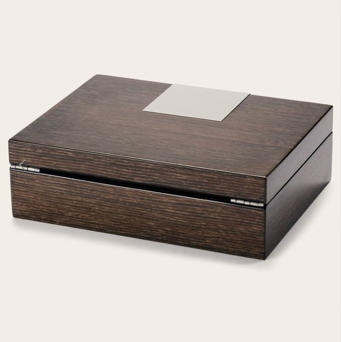 Casetă pentru ceasuri și bijuterii din lemn gri