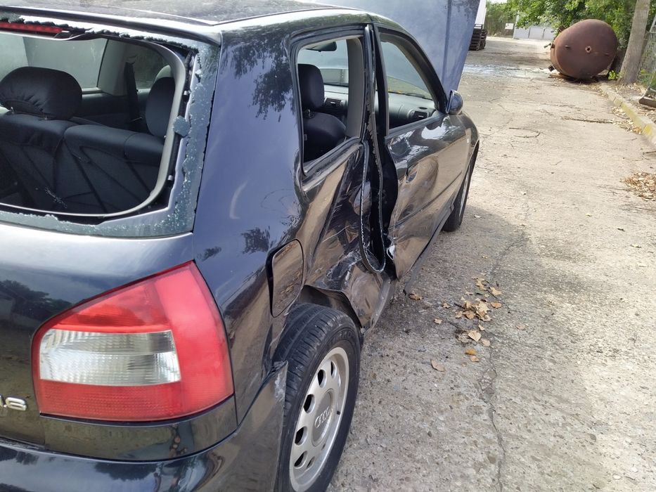 Audi A3 1.6 НА ЧАСТИ