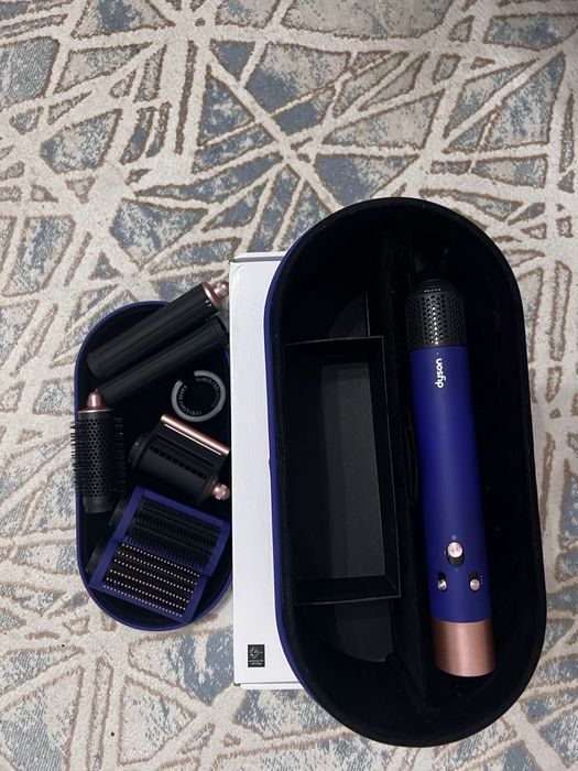 Продам Dyson оригинал