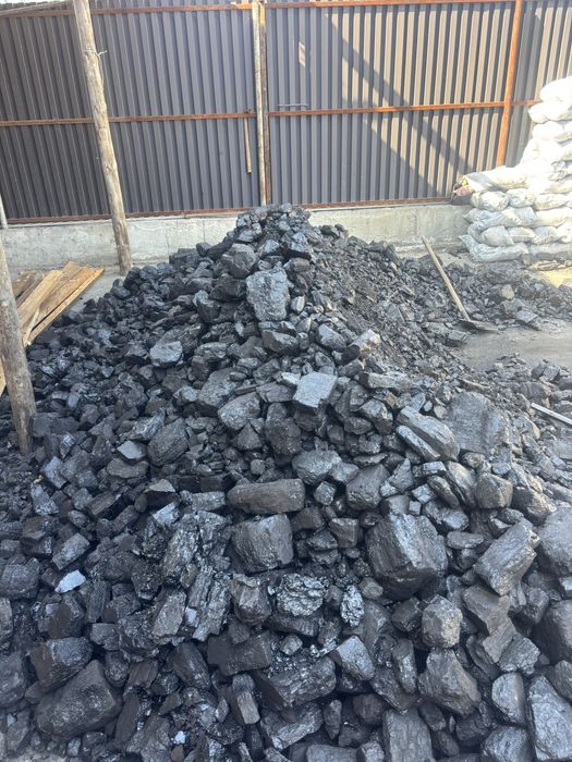 Уголь в мешках