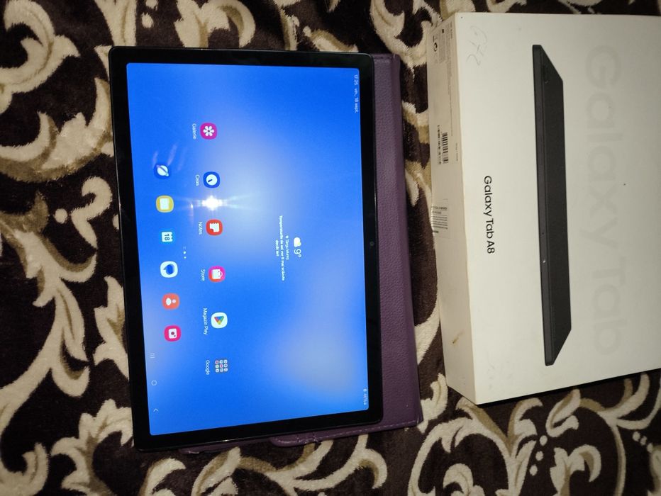 Samsung tab A8 impecabila