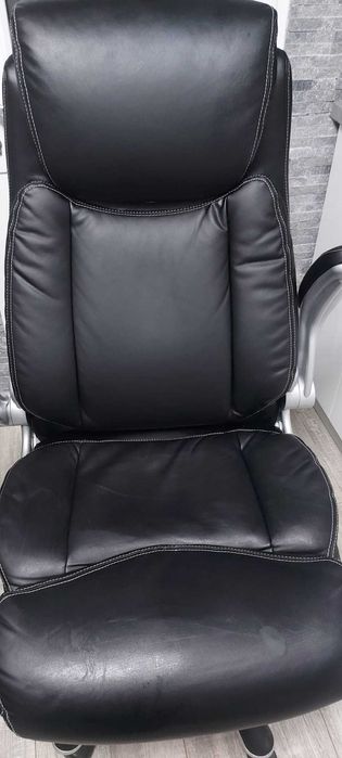 scaun directorial (de birou)