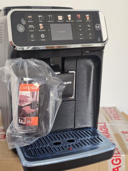 Espressor Philips seria 5500 nou
