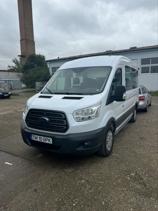 Inchiriez microbuz 8 1