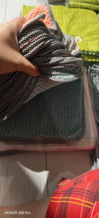 Optom “Yumshoq mikrofiber sochiqlar – tozalash uchun ideal!”

“Rangli