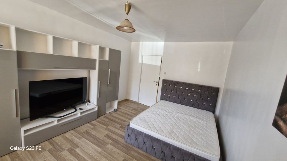 De inchiriat ap  cu o cameră în regim hotelier
