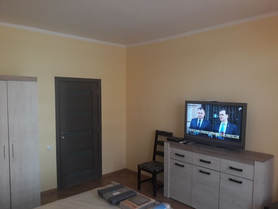 De închiriat 2 camere 69 mp ultracentral Domnească Magazin Winmarkt