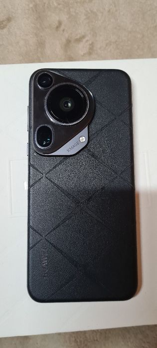 HUAWEI Pura 70 Ultra