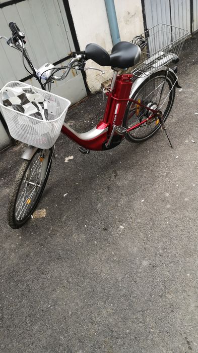 Vând bicicleta electrica
