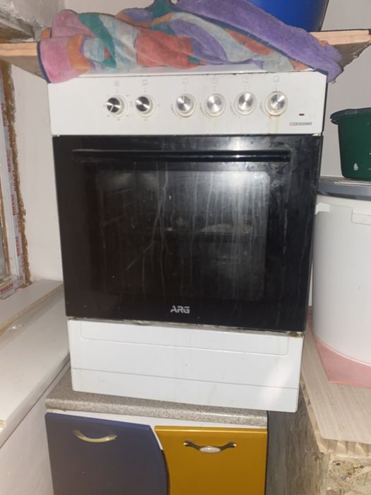 Продом бу мебель и газплиту