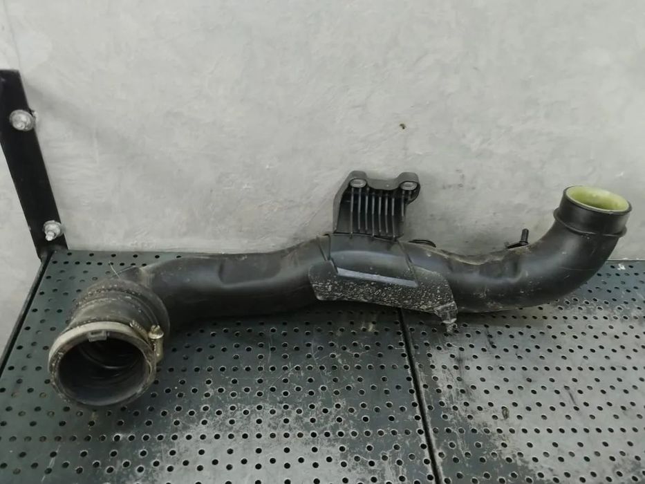 tubulatura admisie 1.0b b7jb  ecoboost hybrid  ford puma 2020  l1b1-9c623-ba