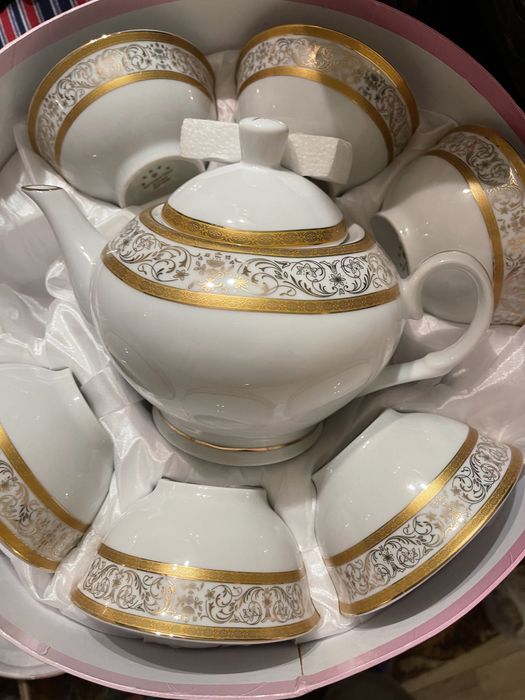 Чайный сервис, набор посуды