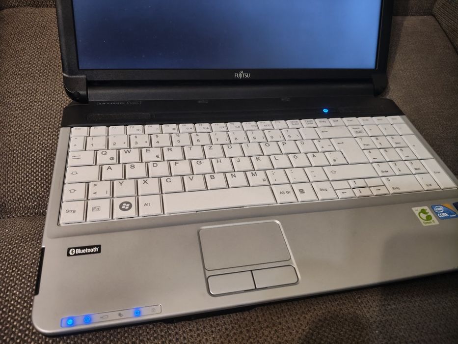 Fujitsu Lifebook a series A530 i5