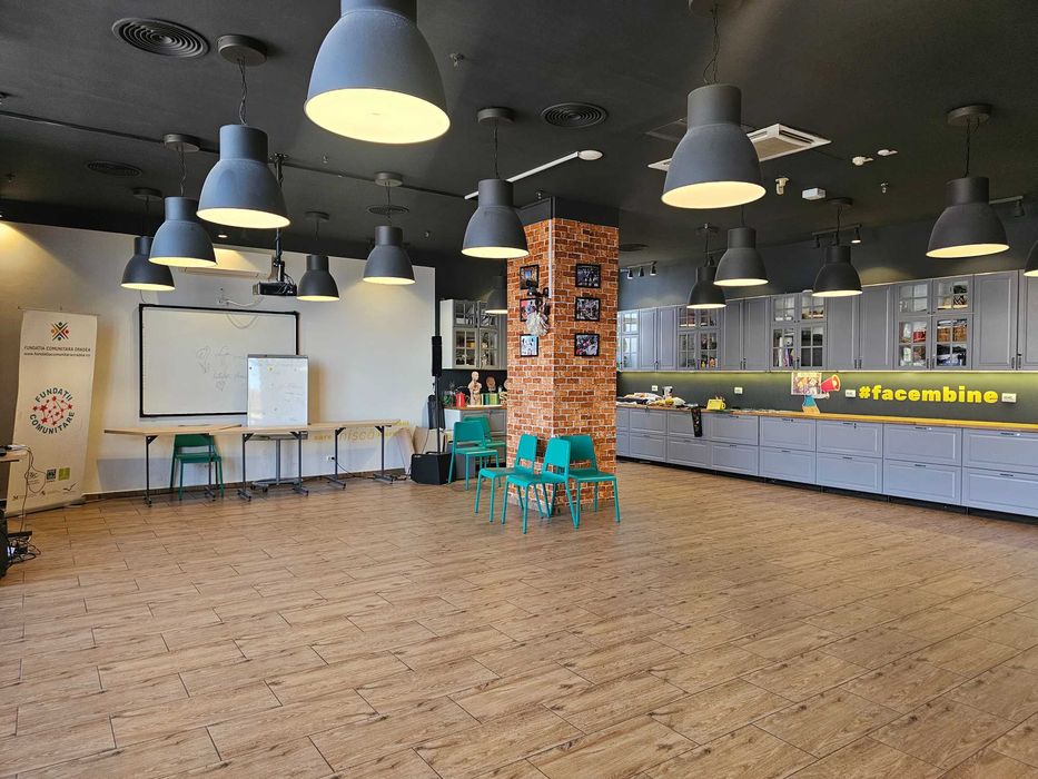 Oportunitate nouă – Spațiu birouri 110 mp, Crișul Shopping Center