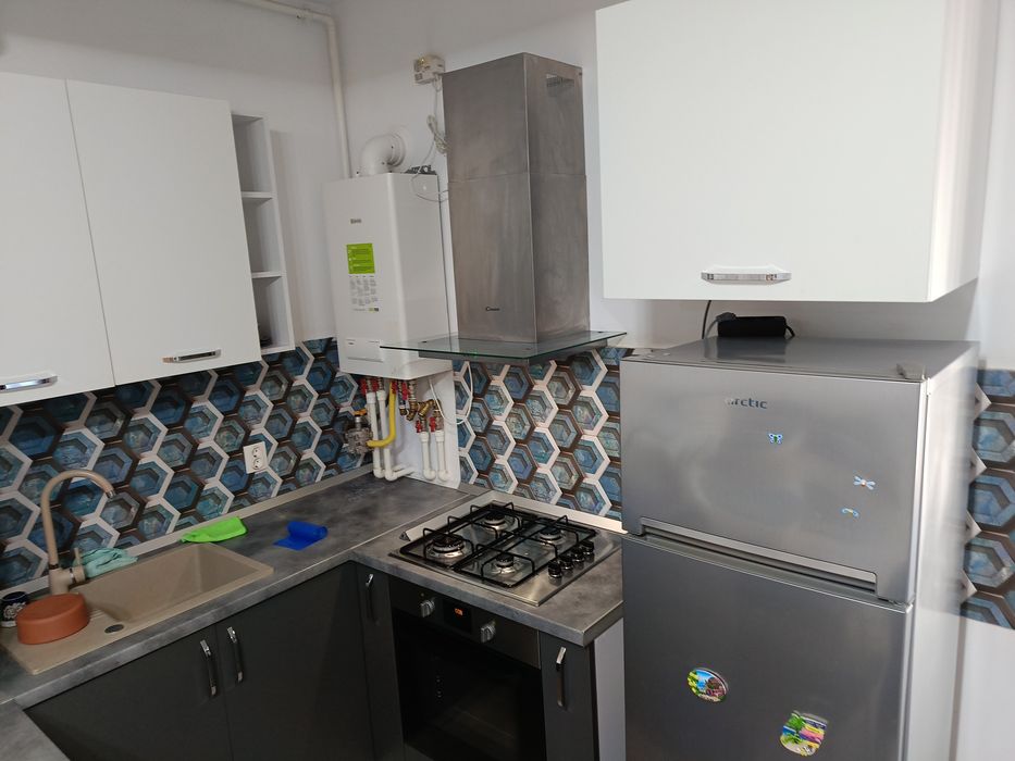 Închiriez apartament  2  camere bloc nou Constanta  Zona Tomis Nord pe termen lung