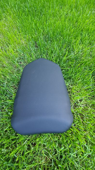 Sa scaun pasager R1 2004 2006 si carena dreapta