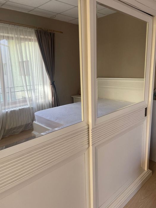 Închiriez aparatament