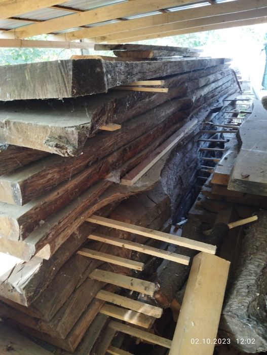 Cherestea de stejar, nuc,frasin, paltin ,cireș