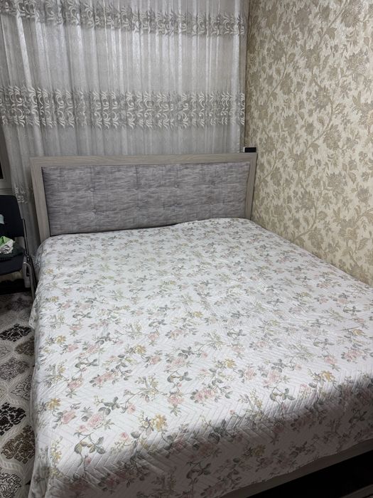 Продам. Двухспальная кровать