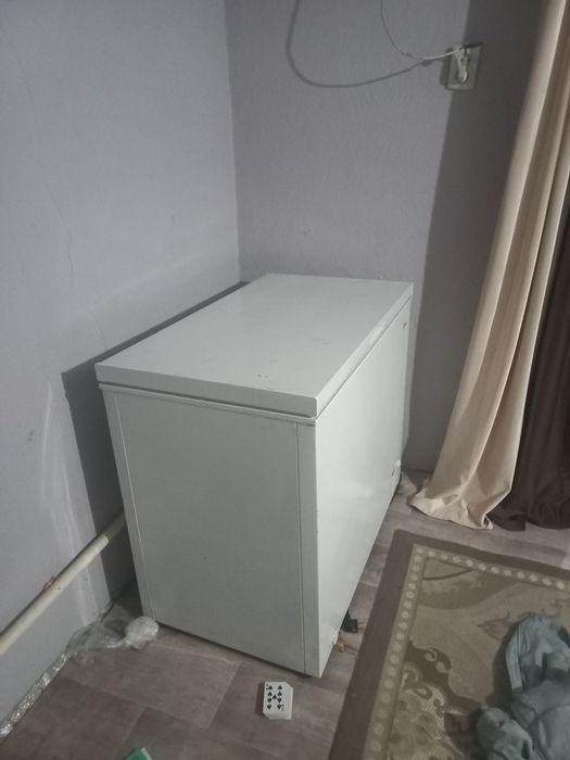 Midea морозильник