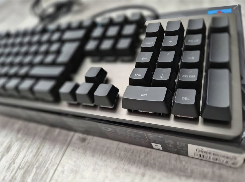 Tastatura mecanica gaming Logitech G512 RGB Lightsync, Switch GX Red, US Layout, Negru carbon
