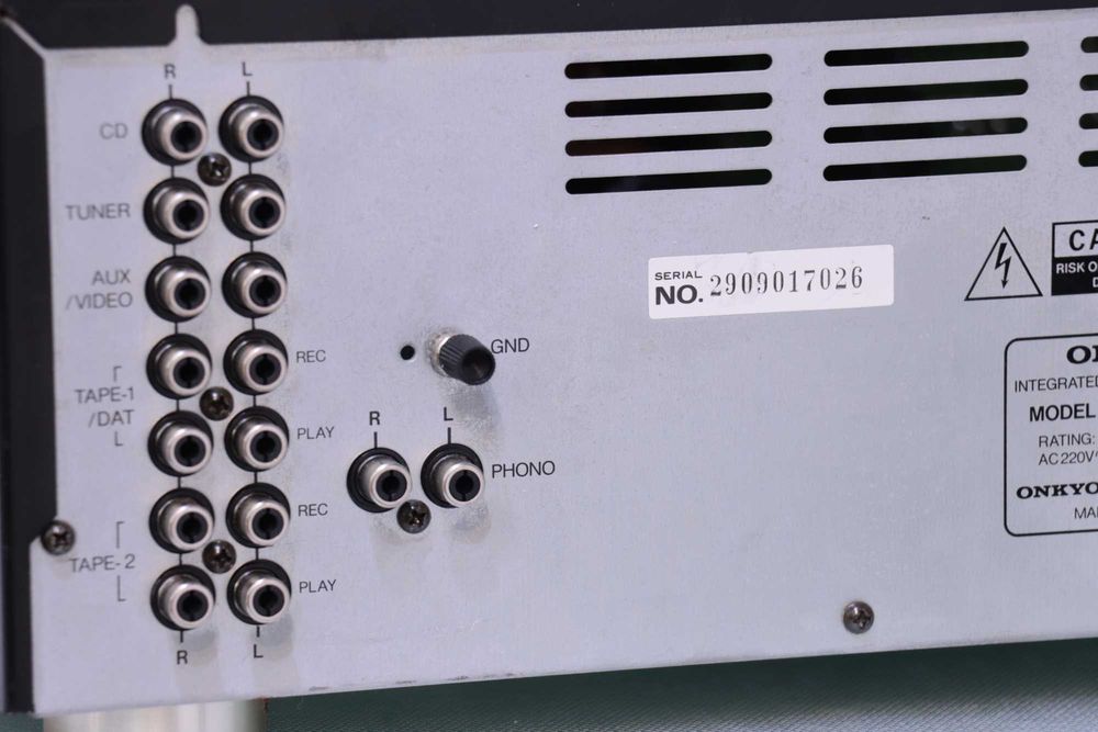 Statie Onkyo,2x65W,Japonia,(A-8620).
