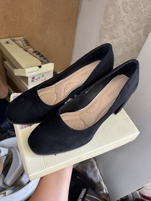 Продам туфли 40 размер