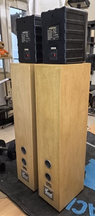 Vând 2 perechi de boxe, Magnat Monitor 1000 și Phonic SE-207