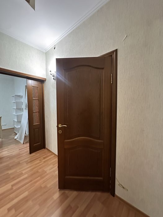 Продам 4 двери
