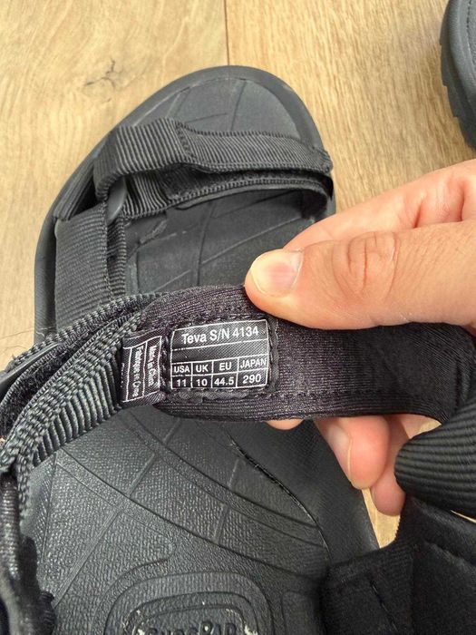 Teva 44.5 sandale barbati