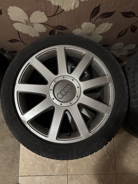 17 джанти  със гуми  запазени са