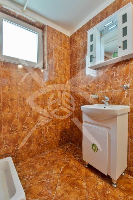 Двустаен апартамент в жк. Стрелбище № 10347